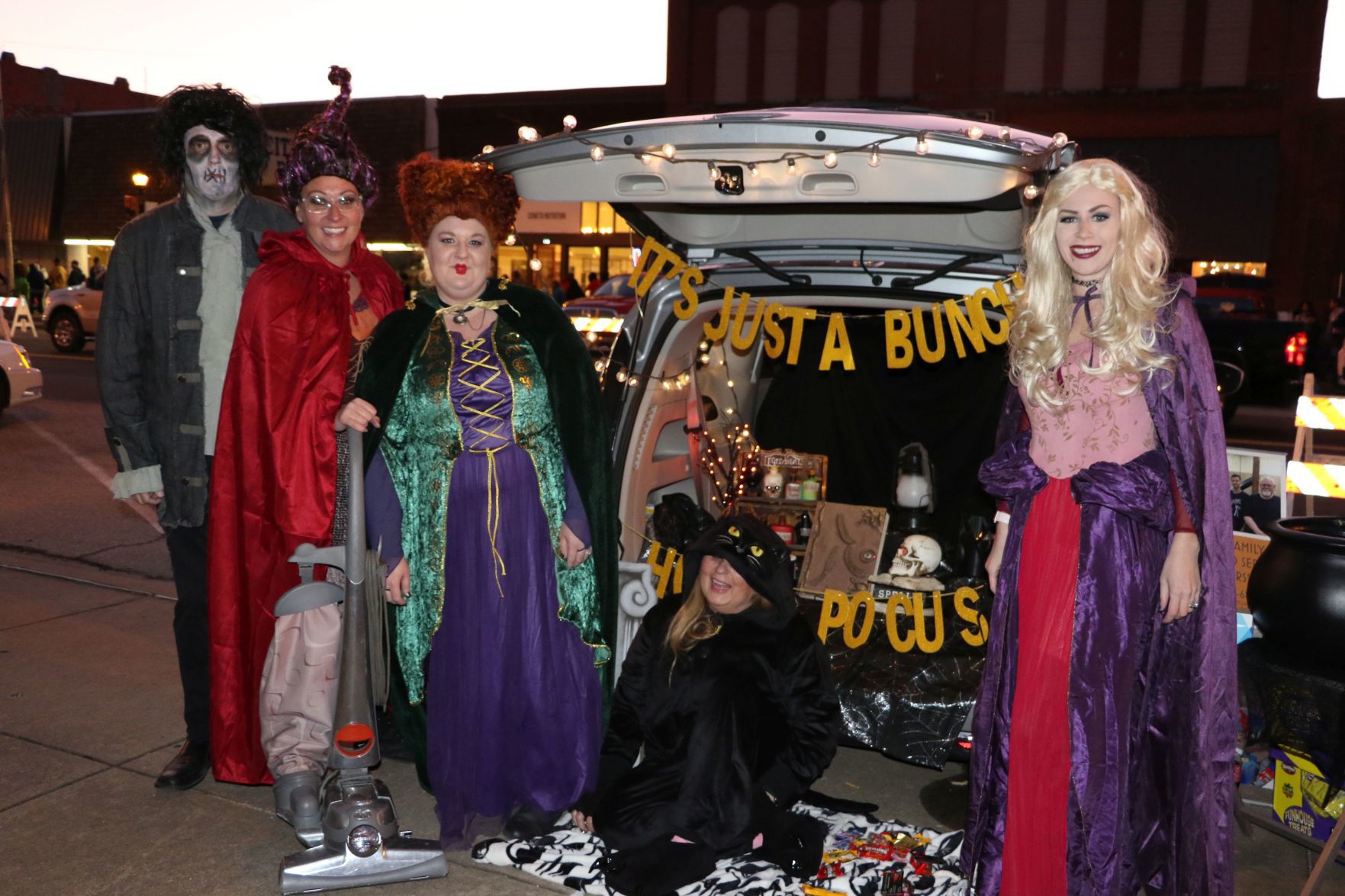 Downtown Coweta Trunk-or-Treat